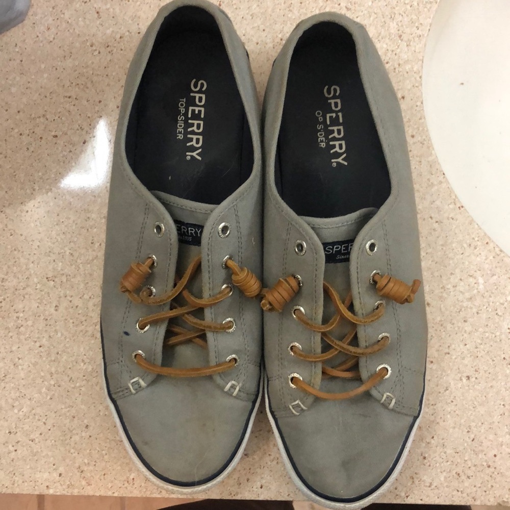 Grey Sperry Pier View Sneakers